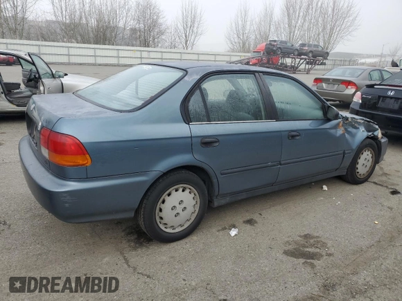 1997 Honda Civic DX with VIN JHMEJ6628VS031179, listed as a Copart auction lot 47281135 with 275,267 mi miles and Salvage Title. Bid and sale history available at DreamBid. Image 3.