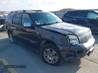 2007 Mercury Mountaineer Premier z VIN 4M2EU48867UJ01519, wystawiony jako IAAI lot #41987784 z przebiegiem 249 668 mil mil oraz . Historia ofert i sprzedaży dostępna na DreamBid. Obrazek 1.