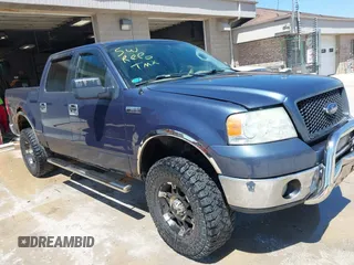 2006 Ford F-150 XLT с VIN 1FTPW14586FA64477, выставлен на аукционе IAAI как лот 42240254 с пробегом 234 044 миль миль и . История ставок и продаж доступна на DreamBid. Изображение 1.