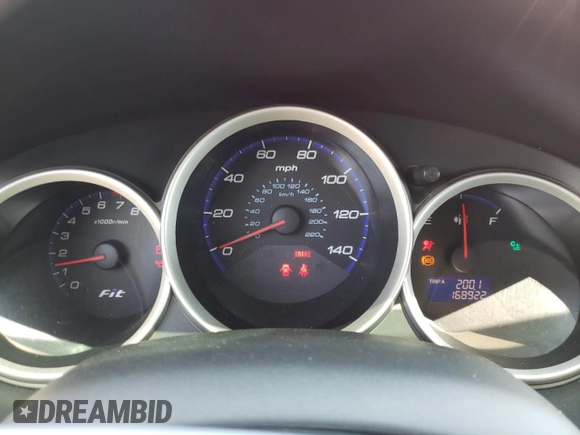 2007 Honda Fit Sport with VIN JHMGD37647S000272, listed as a Copart auction lot 61920584 with 168,922 mi miles and Salvage Title. Bid and sale history available at carsss.com. Image 9.