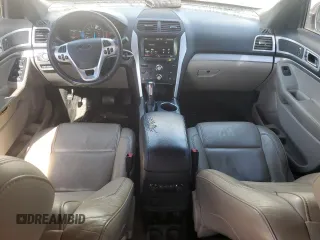 2014 Ford Explorer XLT z VIN 1FM5K7D85EGB72995, wystawiony jako Copart lot #55491615 z przebiegiem 258 871 mil mil oraz Szkoda całkowita • Salvage title. Historia ofert i sprzedaży dostępna na DreamBid. Obrazek 8.