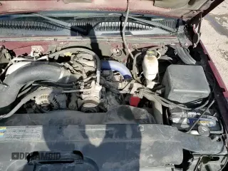 2003 Chevrolet Silverado 2500HD LS z VIN 1GCHK29123E295517, wystawiony jako Copart lot #85114594 z przebiegiem 274 351 mil mil oraz Szkoda całkowita • Salvage title. Historia ofert i sprzedaży dostępna na DreamBid. Obrazek 14.