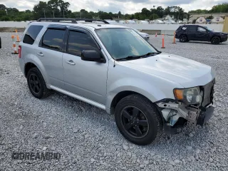 2011 Ford Escape XLT z VIN 1FMCU9DG8BKA85654, wystawiony jako Copart lot #64616925 z przebiegiem 188 948 mil mil oraz Szkoda całkowita • Salvage title. Historia ofert i sprzedaży dostępna na DreamBid. Obrazek 4.