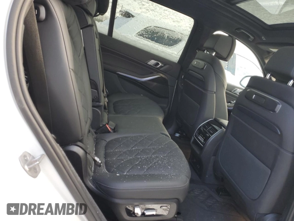 2025 BMW X7 xDrive40i z VIN 5UX23EM04S9X64678, wystawiony jako Copart lot #88092405 z przebiegiem 4 185 mil mil oraz Szkoda całkowita • Salvage title. Historia ofert i sprzedaży dostępna na DreamBid. Obrazek 11.