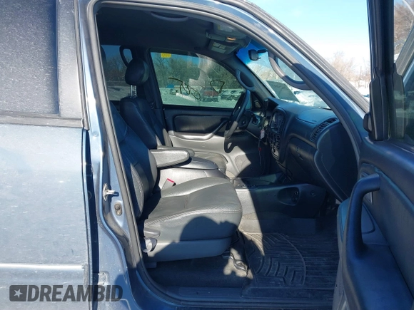 2005 Toyota Tundra SR5 with VIN 5TBDT44185S492924, listed as a IAAI auction lot 41625997 with 223,448 mi miles and . Bid and sale history available at DreamBid. Image 5.