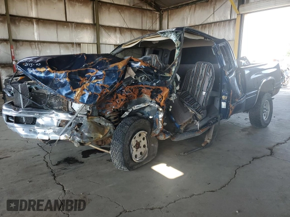 2001 Dodge 1500 z VIN 1B7HF13Z11J227484, wystawiony jako Copart lot #57550225 z przebiegiem Nie podano mil oraz Szkoda całkowita • Salvage title. Historia ofert i sprzedaży dostępna na DreamBid. Obrazek 1.
