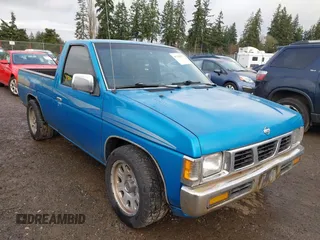 1996 Nissan Frontier XE z VIN 1N6SD11S9TC315222, wystawiony jako IAAI lot #41745675 z przebiegiem 210 127 mil mil oraz . Historia ofert i sprzedaży dostępna na DreamBid. Obrazek 1.
