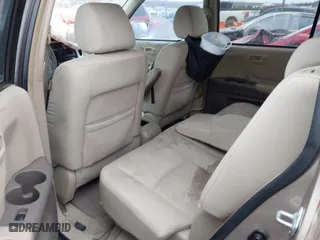 2006 Toyota Highlander w/3rd Row with VIN JTEDP21A560120381, listed as a IAAI auction lot 41077263 with 210,170 mi miles. Bid and sale history available at carsss.com. Image 8.