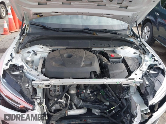 2021 Volvo XC60 Momentum with VIN YV4A22RK8M1696361, listed as a IAAI auction lot 42345602 with 68,574 mi miles and . Bid and sale history available at DreamBid. Image 10.