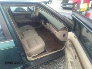 1998 Oldsmobile 88 LS z VIN 1G3HN52K5W4849011, wystawiony jako IAAI lot #42153650 z przebiegiem 171 969 mil mil oraz . Historia ofert i sprzedaży dostępna na DreamBid. Obrazek 5.
