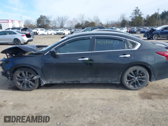 2018 Nissan Altima 2.5 SR with VIN 1N4AL3AP5JC283588, listed as a IAAI auction lot 41397101 with 151,478 mi miles. Bid and sale history available at carsss.com. Image 13.