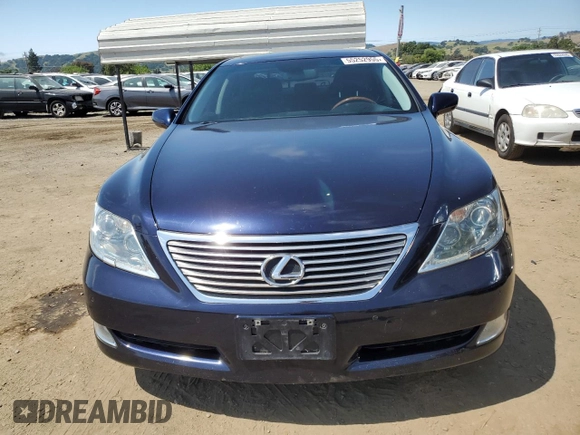2007 Lexus LS 460 z VIN JTHBL46F775051316, wystawiony jako Copart lot #55252955 z przebiegiem 160 404 mil mil oraz Szkoda całkowita • Salvage title. Historia ofert i sprzedaży dostępna na DreamBid. Obrazek 5.