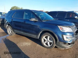 2017 Ford Explorer XLT с VIN 1FM5K8D81HGD37659, выставлен на аукционе IAAI как лот 42581011 с пробегом 105 960 миль миль и . История ставок и продаж доступна на DreamBid. Изображение 1.