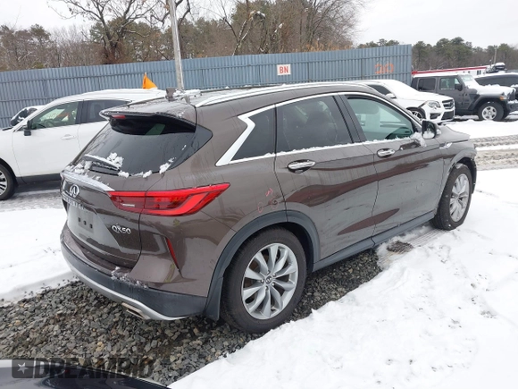 2019 Infiniti QX50 Luxe with VIN 3PCAJ5M30KF129797, listed as a IAAI auction lot 41479436 with 45,902 mi miles and . Bid and sale history available at DreamBid. Image 4.