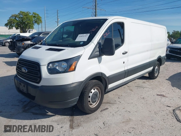 2019 Ford Transit z VIN 1FTYR2ZM1KKB25574, wystawiony jako IAAI lot #41891247 z przebiegiem 142 627 mil mil oraz . Historia ofert i sprzedaży dostępna na DreamBid. Obrazek 2.