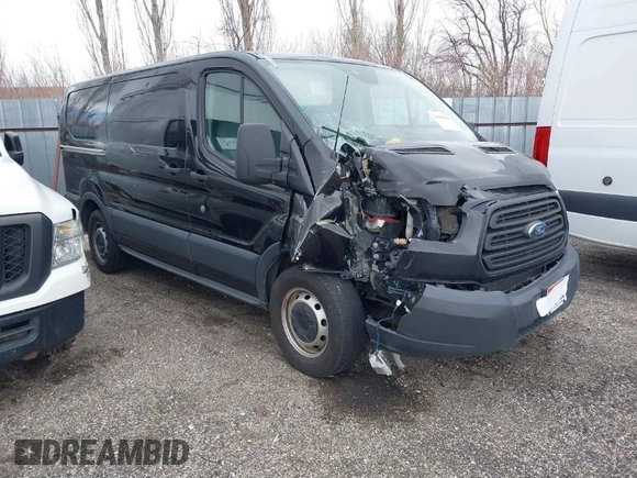 2015 Ford Transit Cargo with VIN 1FTYE1YM6FKB00845, listed as a IAAI auction lot 38618310 with 192,991 mi miles and . Bid and sale history available at carsss.com. Image 1.