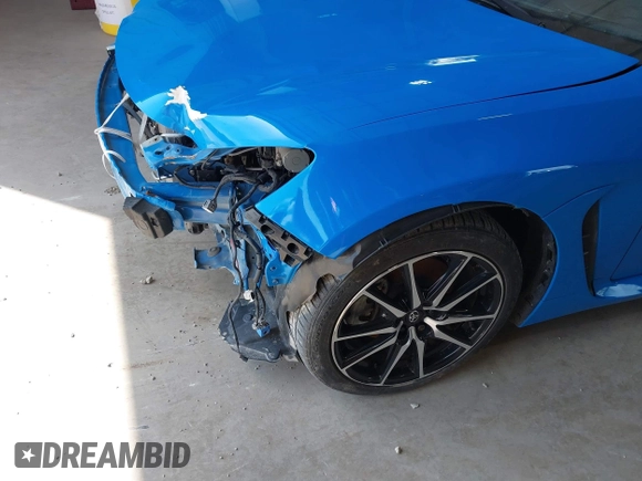 2022 Toyota 86 z VIN JF1ZNBC11N8756315, wystawiony jako IAAI lot #41431453 z przebiegiem 30 560 mil mil oraz . Historia ofert i sprzedaży dostępna na DreamBid. Obrazek 17.