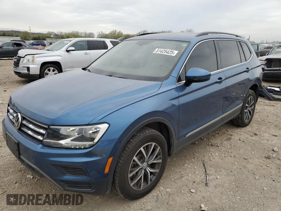 2020 Volkswagen Tiguan SE with VIN 3VV2B7AX2LM082646, listed as a Copart auction lot 51425425 with 53,110 mi miles and Salvage Title. Bid and sale history available at DreamBid. Image 1.