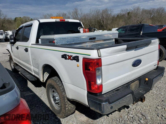 2018 Ford F-250 XL z VIN 1FT7W2B61JEB98361, wystawiony jako Copart lot #48958705 z przebiegiem 187 094 mil mil oraz Szkoda całkowita • Salvage title. Historia ofert i sprzedaży dostępna na DreamBid. Obrazek 2.