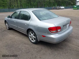 2002 Infiniti I35 Luxury with VIN JNKDA31A02T023642, listed as a IAAI auction lot 42096567 with 94,412 mi miles. Bid and sale history available at carsss.com. Image 3.