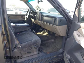 2002 Chevrolet Suburban LS with VIN 3GNEC16T72G305456, listed as a IAAI auction lot 41668190 with 1 mi miles. Bid and sale history available at carsss.com. Image 5.