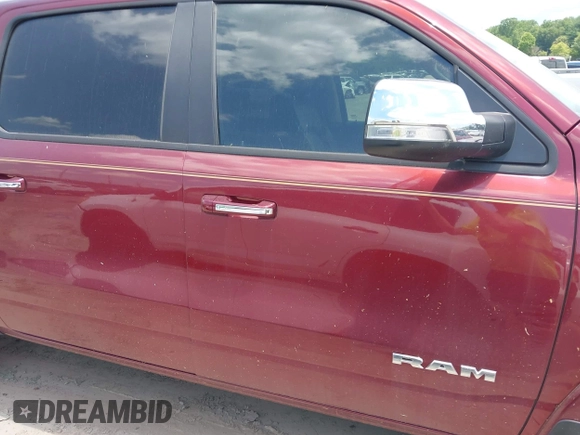 2019 Ram 1500 Laramie z VIN 1C6SRFJTXKN652650, wystawiony jako IAAI lot #42553987 z przebiegiem 78 609 mil mil oraz . Historia ofert i sprzedaży dostępna na DreamBid. Obrazek 13.