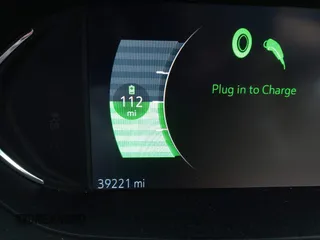 2019 Chevrolet Bolt EV Premier with VIN 1G1FZ6S00K4105674, listed as a IAAI auction lot 42426020 with 39,221 mi miles and . Bid and sale history available at DreamBid. Image 7.