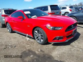 2015 Ford Mustang GT z VIN 1FA6P8CF3F5385463, wystawiony jako IAAI lot #41878566 z przebiegiem 69 630 mil mil oraz . Historia ofert i sprzedaży dostępna na DreamBid. Obrazek 1.
