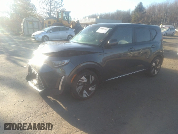 2023 Kia Soul GT-Line with VIN KNDJ53AU1P7884301, listed as a IAAI auction lot 38357515 with 15,981 mi miles. Bid and sale history available at carsss.com. Image 17.