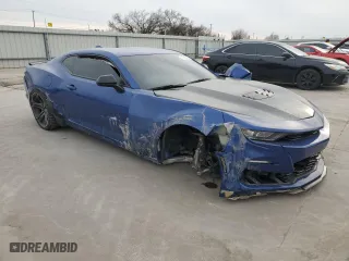 2021 Chevrolet Camaro 2SS with VIN 1G1FH1R72M0134385, listed as a Copart auction lot 45346705 with 28,201 mi miles and Salvage Title. Bid and sale history available at carsss.com. Image 4.
