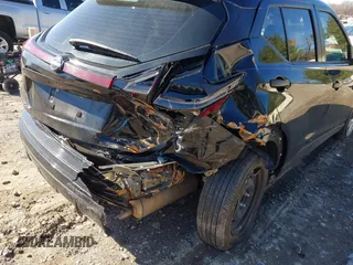 2022 Nissan Kicks S z VIN 3N1CP5BV6NL490892, wystawiony jako IAAI lot #41889420 z przebiegiem 61 608 mil mil oraz . Historia ofert i sprzedaży dostępna na DreamBid. Obrazek 6.