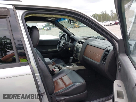2008 Ford Escape XLT с VIN 1FMCU93118KB07144, выставлен на аукционе IAAI как лот 42597705 с пробегом 178 971 миль миль и . История ставок и продаж доступна на DreamBid. Изображение 5.