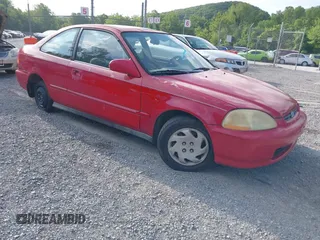1996 Honda Civic EX z VIN 1HGEJ8140TL048119, wystawiony jako IAAI lot #42535474 z przebiegiem 128 843 mil mil oraz . Historia ofert i sprzedaży dostępna na DreamBid. Obrazek 1.