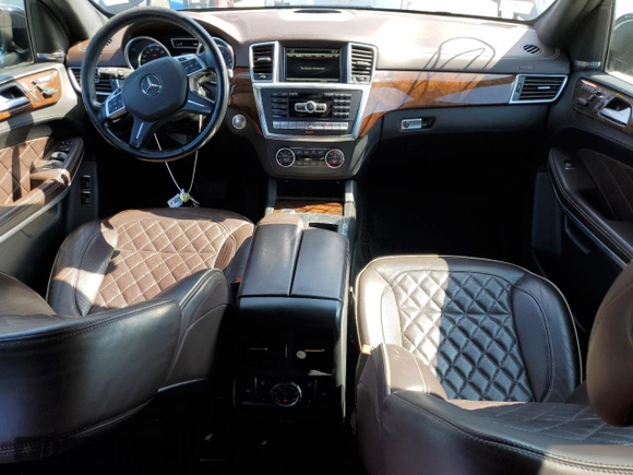 2015 Mercedes-Benz GL-Class GL 550 with VIN 4JGDF7DE0FA595106, listed as a Copart auction lot 68637723 with 120,371 mi miles. Bid and sale history available at carsss.com. Image 8.