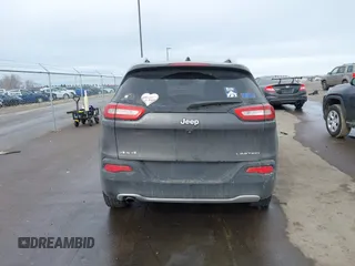 2018 Jeep Cherokee Limited z VIN 1C4PJMDB7JD571347, wystawiony jako IAAI lot #41642355 z przebiegiem 122 548 mil mil oraz . Historia ofert i sprzedaży dostępna na DreamBid. Obrazek 16.