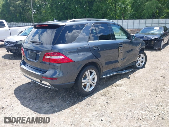 2015 Mercedes-Benz M 350 with VIN 4JGDA5JB7FA574881, listed as a IAAI auction lot 42246279 with 160,196 mi miles and . Bid and sale history available at DreamBid. Image 4.