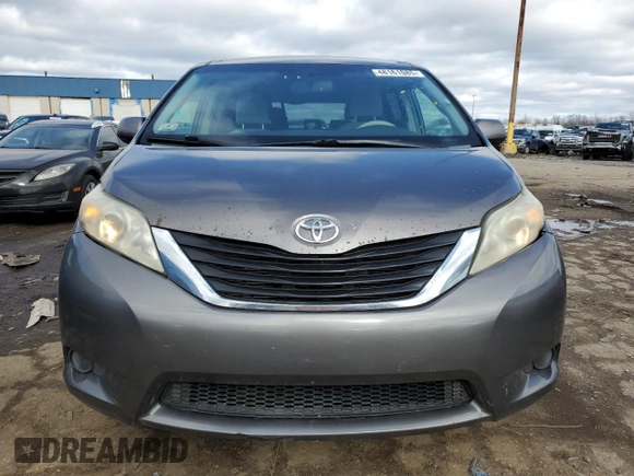 2014 Toyota Sienna LE with VIN 5TDJK3DCXES078004, listed as a Copart auction lot 48161085 with 220,254 mi miles and Clean Title. Bid and sale history available at DreamBid. Image 5.