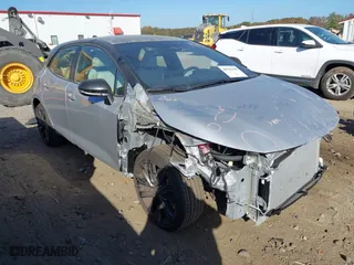 2024 Toyota Corolla Hatchback XSE with VIN JTNC4MBE1R3230266, listed as a IAAI auction lot 40781148 with 5,793 mi miles. Bid and sale history available at carsss.com. Image 1.