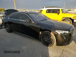 2022 Mercedes-Benz S 580 with VIN W1K6G7GB2NA122680, listed as a Copart auction lot 66226862 with 7,547 mi miles and . Bid and sale history available at DreamBid. Image 4.