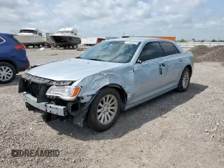 2013 Chrysler 300 z VIN 2C3CCAAGXDH589781, wystawiony jako Copart lot #57444375 z przebiegiem 147 471 mil mil oraz Szkoda całkowita • Salvage title. Historia ofert i sprzedaży dostępna na DreamBid. Obrazek 1.