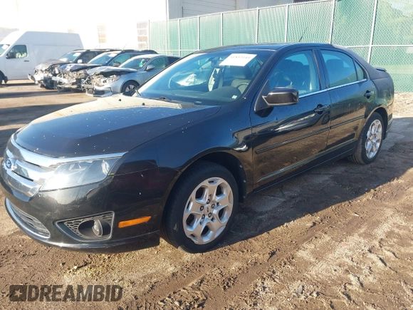 2011 Ford Fusion SE with VIN 3FAHP0HA6BR106831, listed as a IAAI auction lot 41853144 with 138,567 mi miles and . Bid and sale history available at carsss.com. Image 2.
