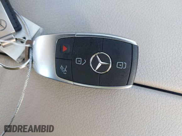 2020 Mercedes-Benz C 300 with VIN WDDWF8DB6LR559612, listed as a IAAI auction lot 41758983 with 31,014 mi miles and . Bid and sale history available at DreamBid. Image 11.