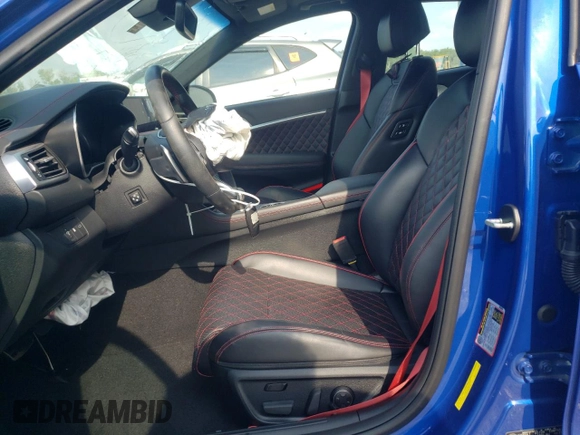 2022 Genesis G70 3.3T z VIN KMTG54TE5NU097454, wystawiony jako Copart lot #66699384 z przebiegiem 29 074 mil mil oraz Szkody całkowita. Historia ofert i sprzedaży dostępna na DreamBid. Obrazek 7.