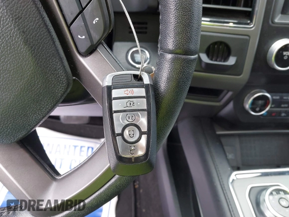 2020 Ford Expedition XLT with VIN 1FMJU1HT9LEA86179, listed as a IAAI auction lot 41869419 with 90,512 mi miles and . Bid and sale history available at DreamBid. Image 11.
