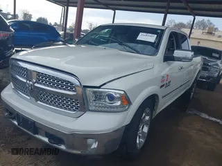 2016 Ram 1500 Laramie z VIN 1C6RR7VM4GS219910, wystawiony jako IAAI lot #41685905 z przebiegiem 213 908 mil mil oraz . Historia ofert i sprzedaży dostępna na DreamBid. Obrazek 18.
