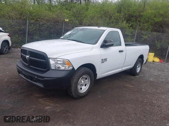 2022 Ram 1500 Tradesman z VIN 3C6JR6DG4NG330058, wystawiony jako IAAI lot #41903518 z przebiegiem 41 210 mil mil oraz . Historia ofert i sprzedaży dostępna na DreamBid. Obrazek 2.