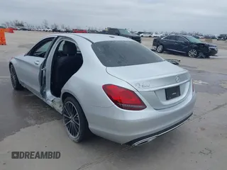 2021 Mercedes-Benz C 300 with VIN W1KWF8DB8MR635817, listed as a IAAI auction lot 41611333 with 26,198 mi miles and . Bid and sale history available at DreamBid. Image 3.