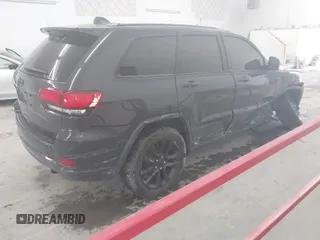 2017 Jeep Grand Cherokee Altitude with VIN 1C4RJFAG9HC886171, listed as a IAAI auction lot 41840198 with 125,616 mi miles and . Bid and sale history available at DreamBid. Image 4.
