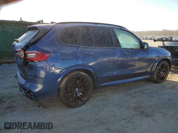 2022 BMW X5 xDrive40i with VIN 5UXCR6C08N9M97933, listed as a Copart auction lot 68409492 with 9,945 mi miles. Bid and sale history available at carsss.com. Image 3.