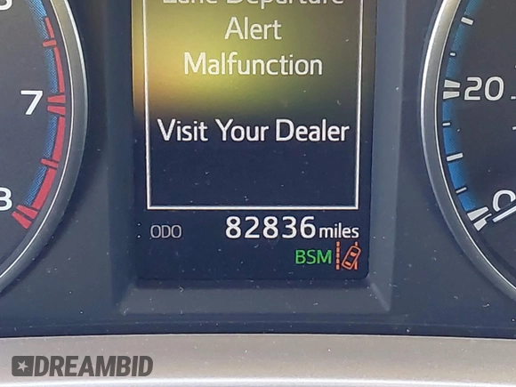 2018 Toyota RAV4 XLE with VIN JTMWFREV7JJ174483, listed as a IAAI auction lot 41597797 with 82,836 mi miles. Bid and sale history available at carsss.com. Image 16.